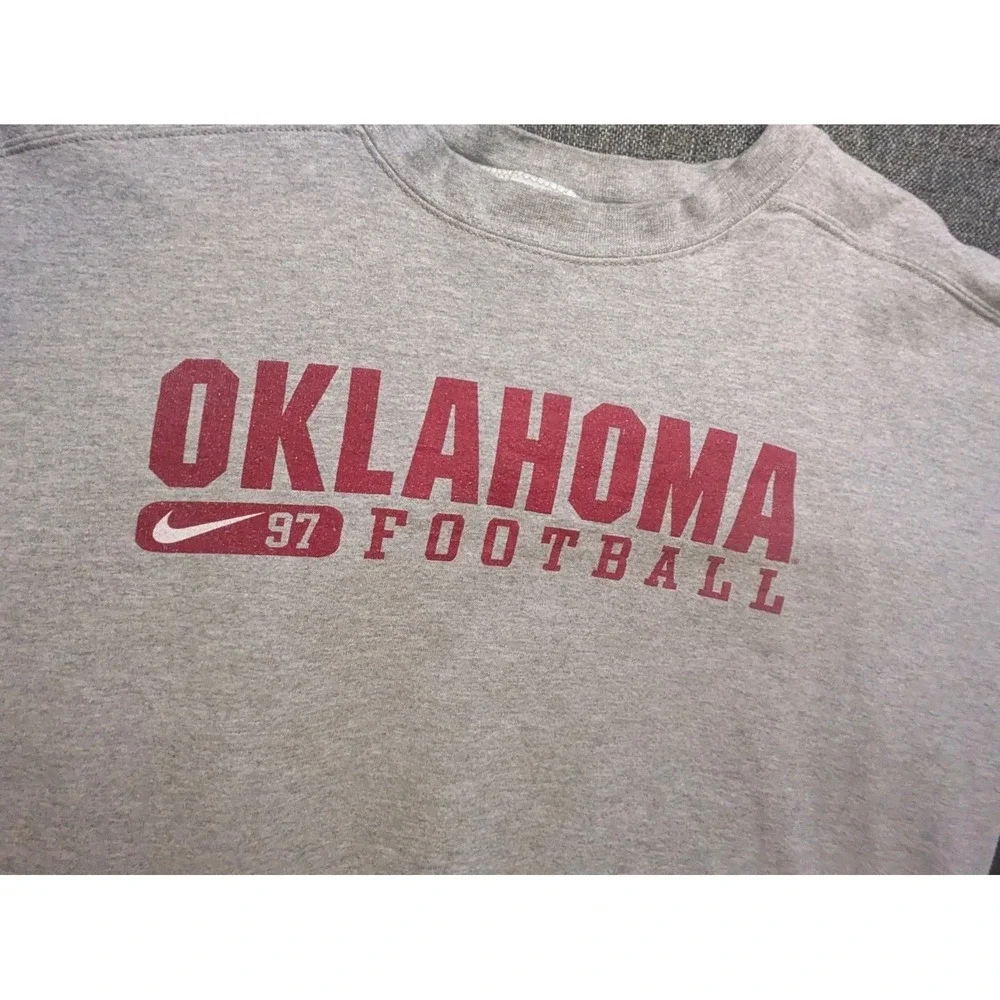 Vintage 1997 Nike Oklahoma Sooners Crewneck Sweatshirt Mens XL Red NCAA Spellout